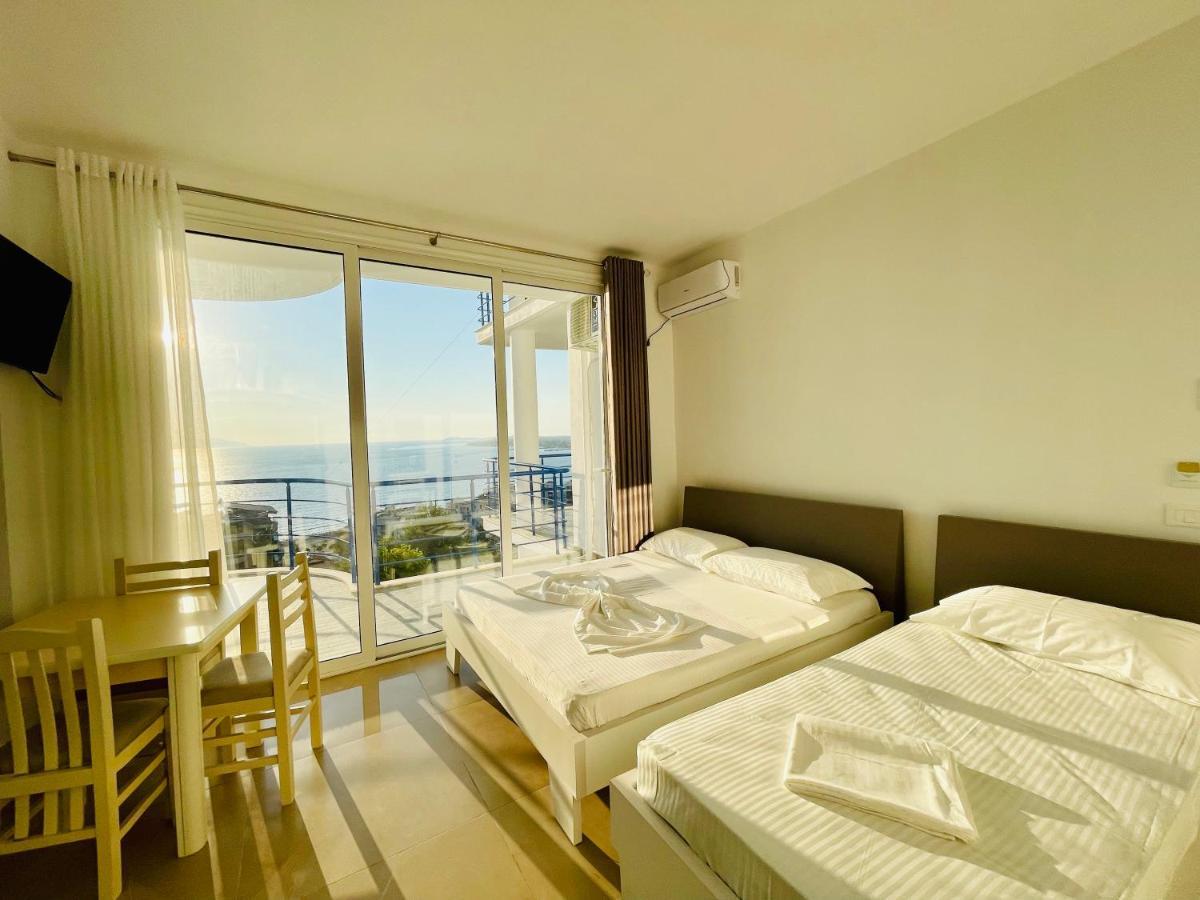 Jico Travel - Villa Colombo Вльора Екстер'єр фото