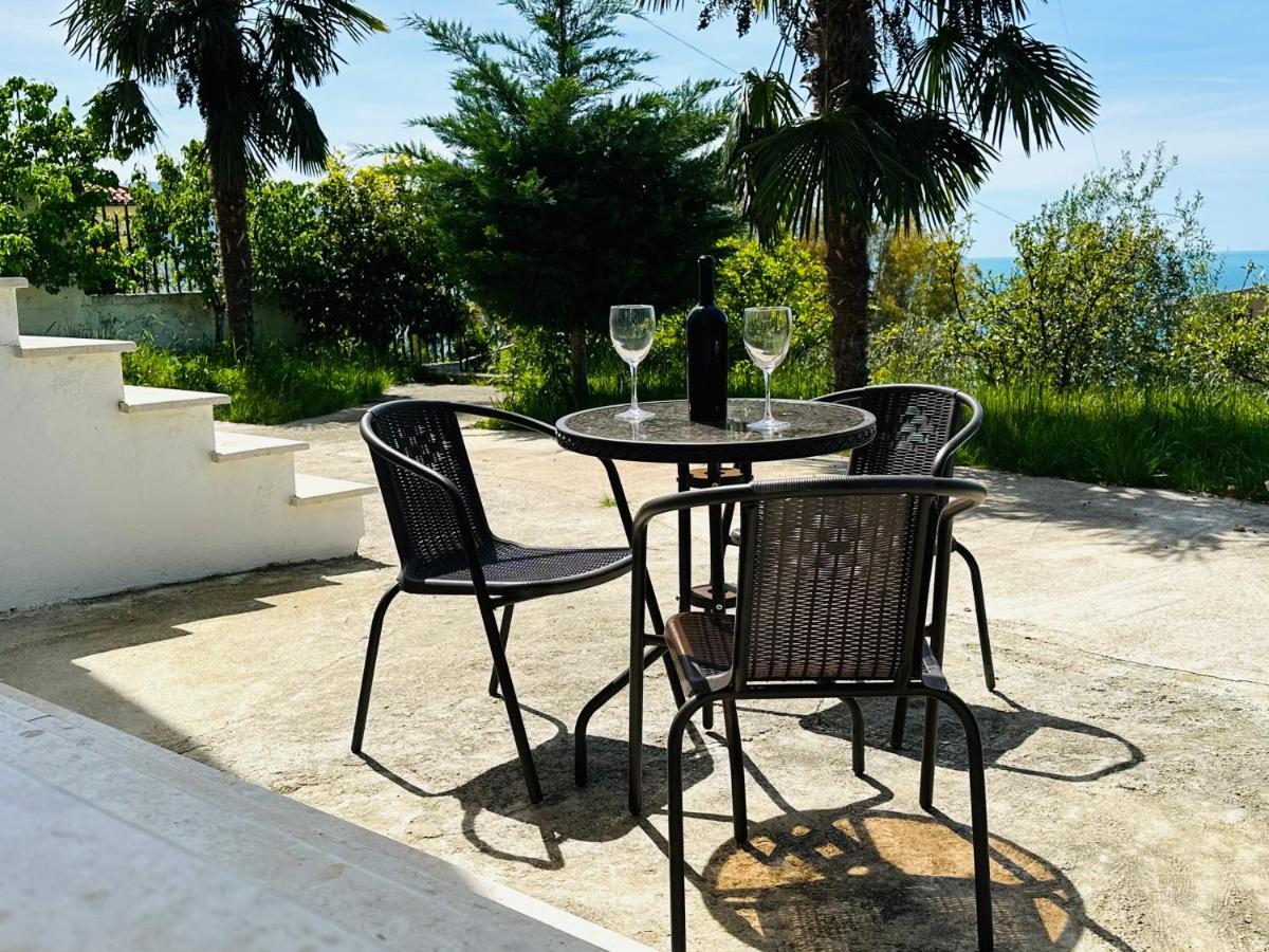 Jico Travel - Villa Colombo Вльора Екстер'єр фото