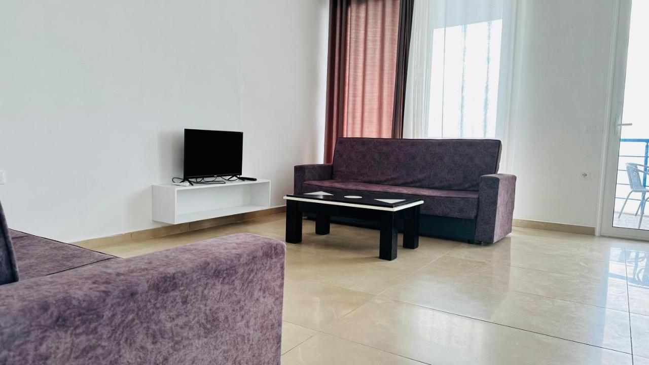 Jico Travel - Villa Colombo Вльора Екстер'єр фото
