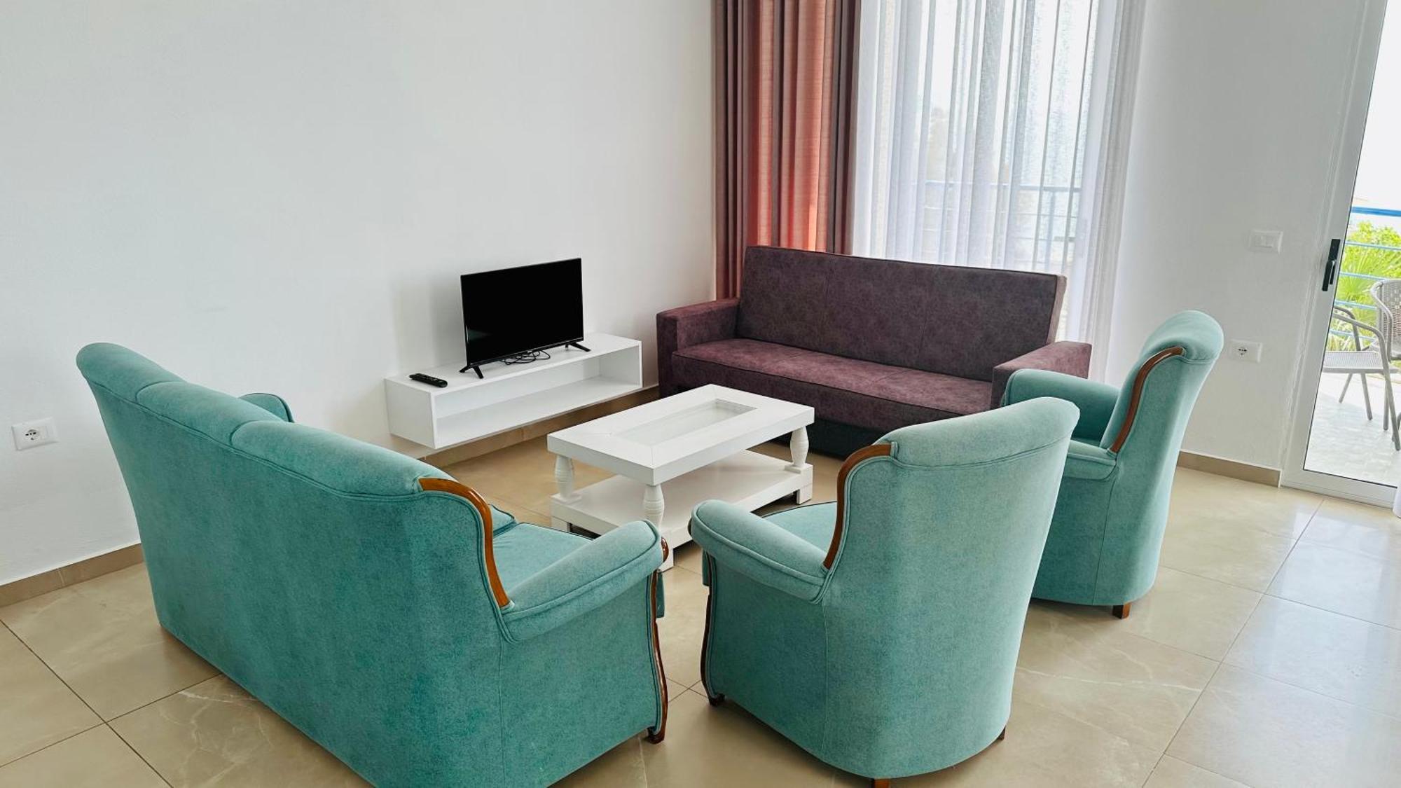 Jico Travel - Villa Colombo Вльора Екстер'єр фото
