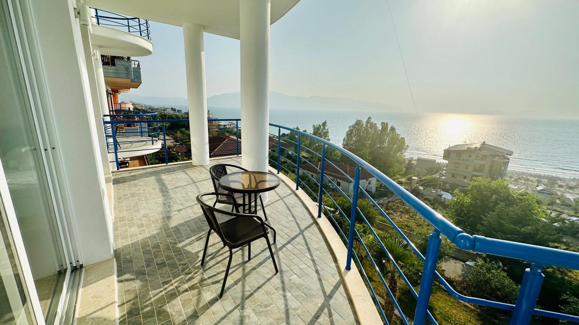 Jico Travel - Villa Colombo Вльора Екстер'єр фото